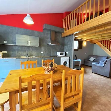 La Vall Apartaments Duplex Сан Лоренцо де Морунис Екстериор снимка