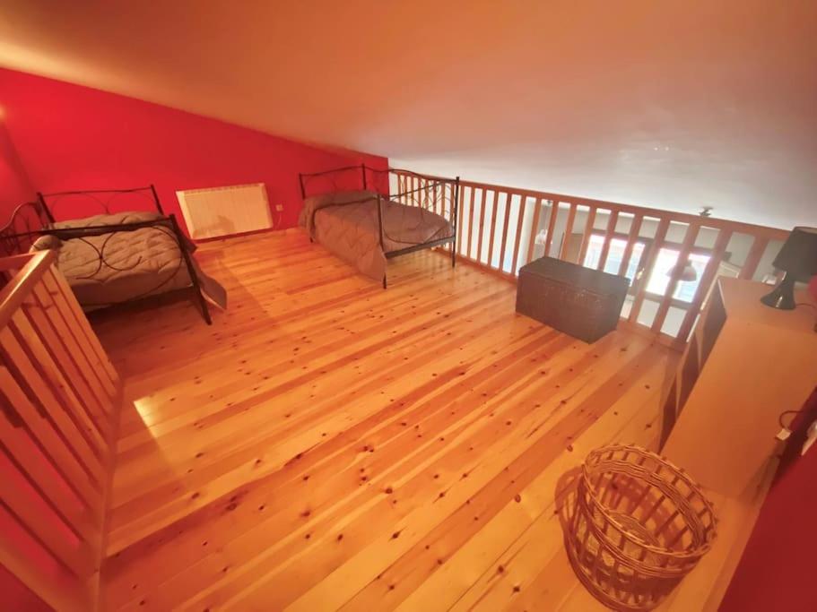 La Vall Apartaments Duplex Сан Лоренцо де Морунис Екстериор снимка